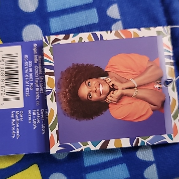 Tabitha Brown Oven Mitt & Dish Towels Stay Focused trend - Picture 6 of 9